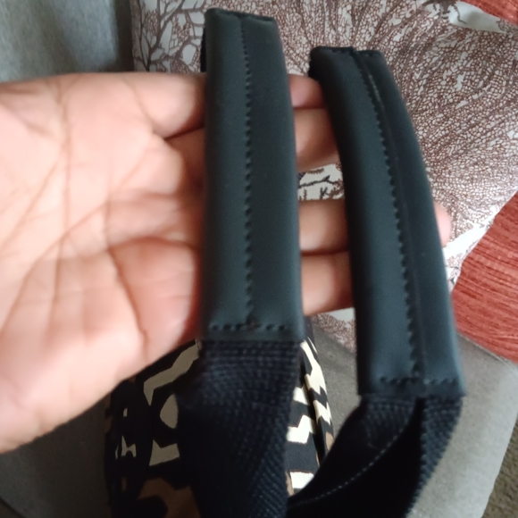 Tory Burch Lrg Canvas Tote Bag EUC - Picture 3 of 12